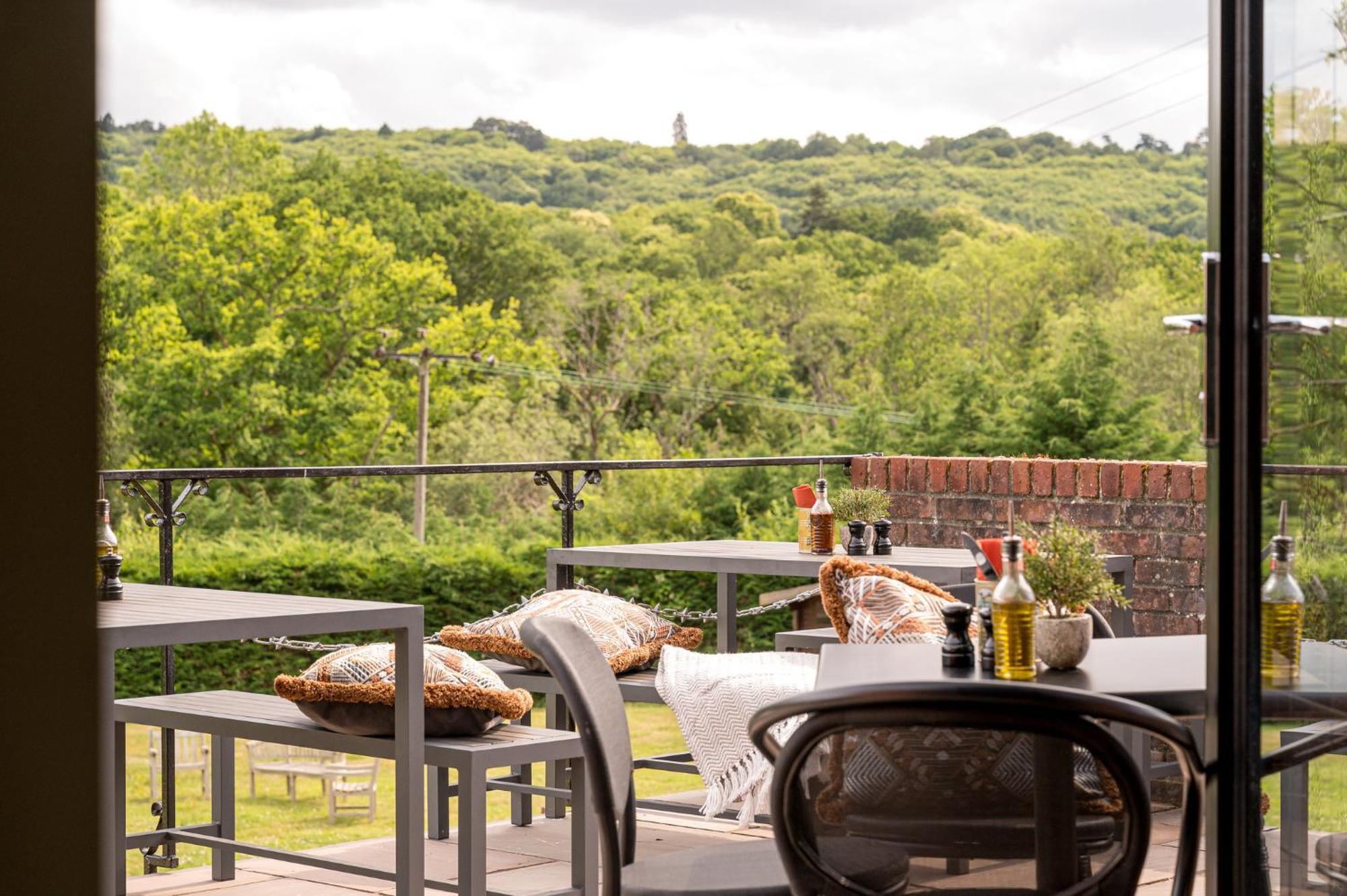 Voco Lythe Hill Hotel & Spa By Ihg Haslemere Kültér fotó