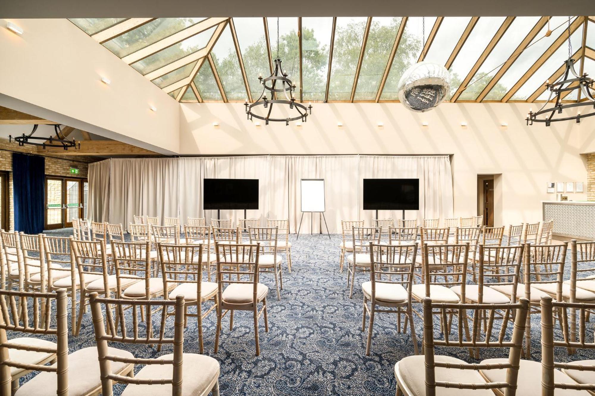 Voco Lythe Hill Hotel & Spa By Ihg Haslemere Kültér fotó