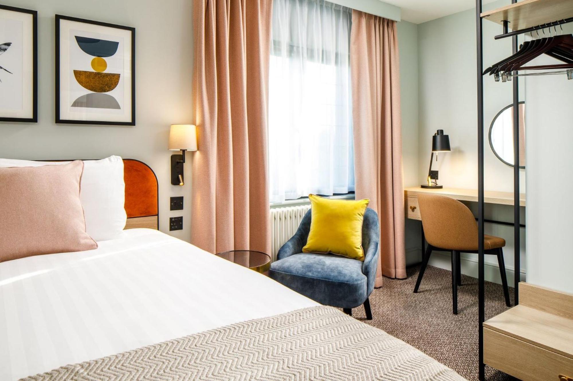 Voco Lythe Hill Hotel & Spa By Ihg Haslemere Kültér fotó
