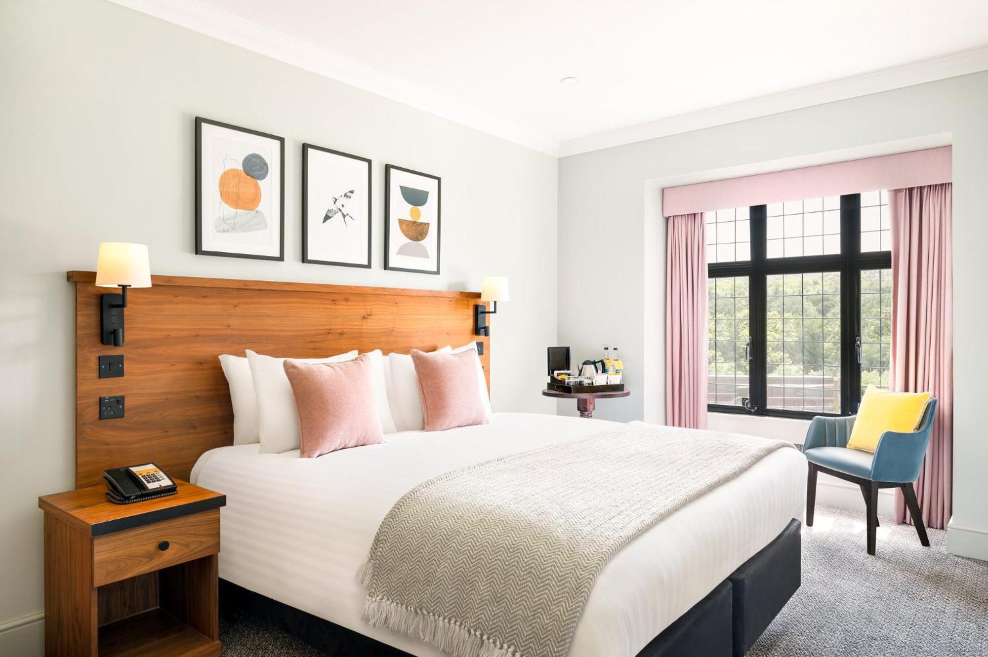 Voco Lythe Hill Hotel & Spa By Ihg Haslemere Kültér fotó